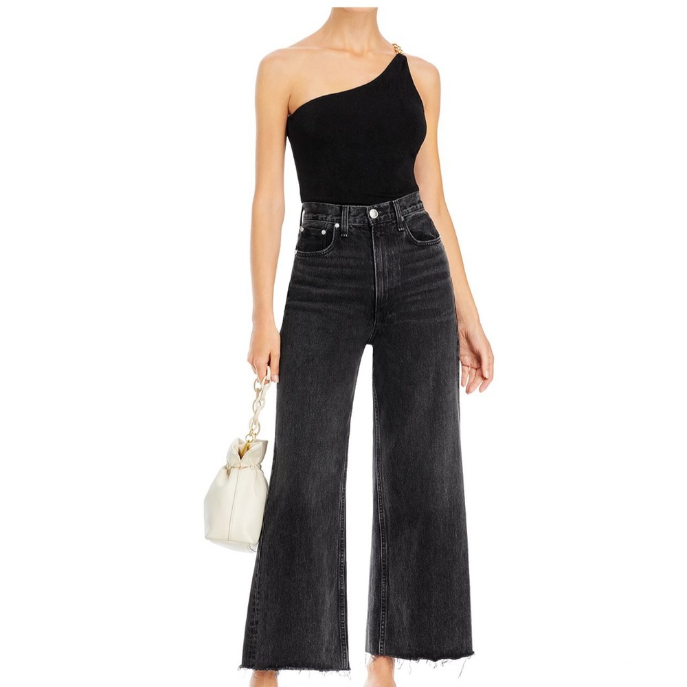 One Shoulder Top with Gold Chain